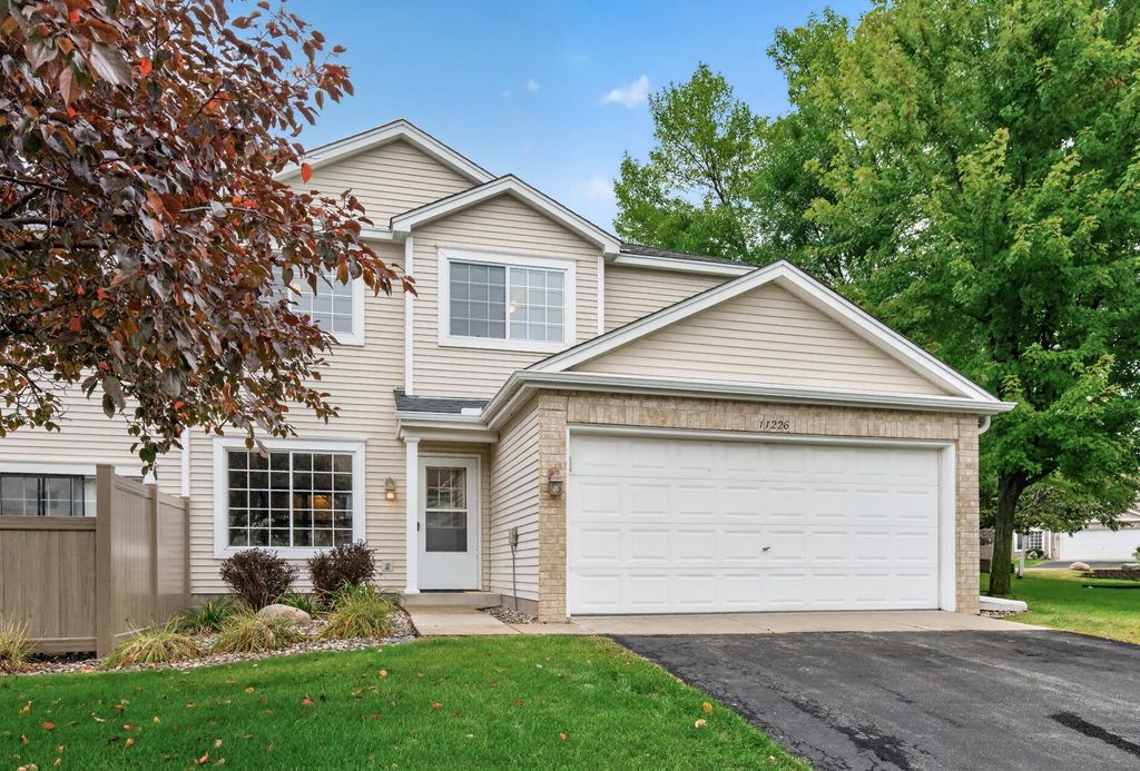 11226 Providence Lane, Eden Prairie, MN 55344 — photo 2