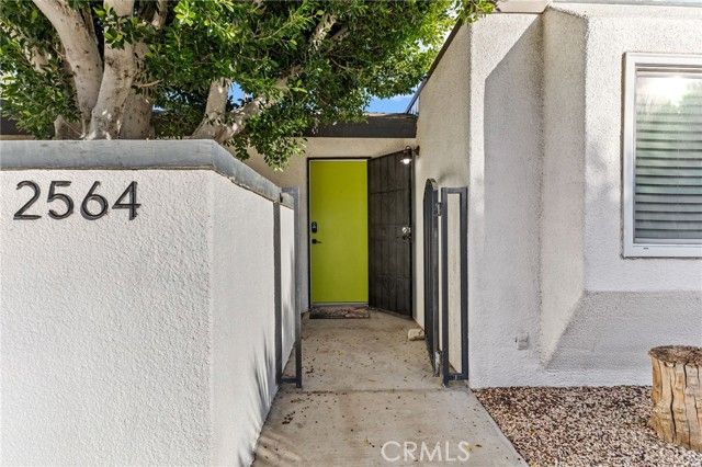 2564 N Aurora Drive, Palm Springs, CA 92262
