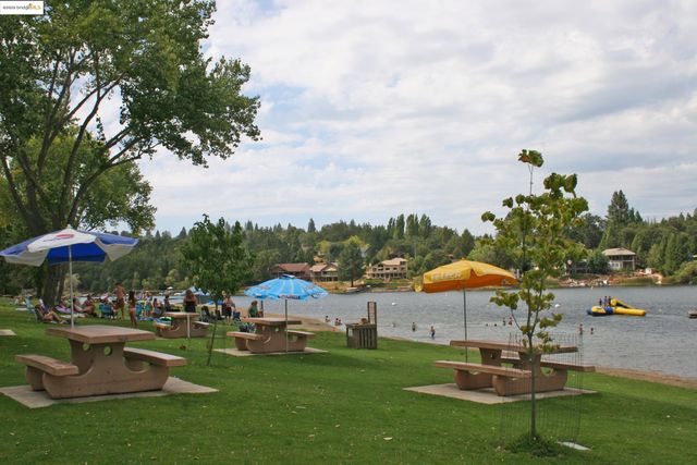 13133 Mohrmann St, Groveland, CA 95321