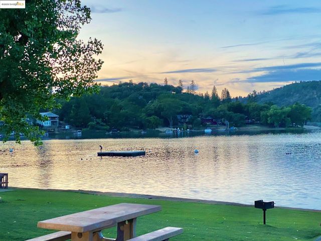 13133 Mohrmann St, Groveland, CA 95321