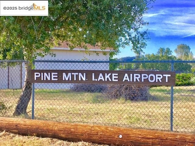 13133 Mohrmann St, Groveland, CA 95321