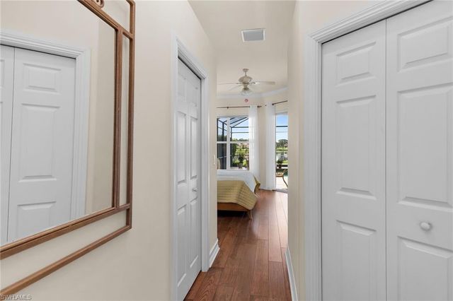 6718 Crowned Eagle LN, Naples, FL 34113