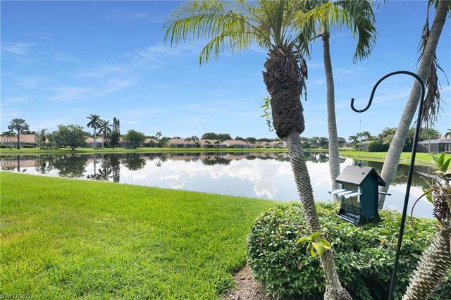 6718 Crowned Eagle LN, Naples, FL 34113
