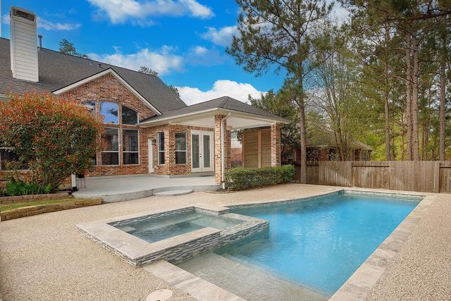 83 French Oaks, The Woodlands, TX 77382
