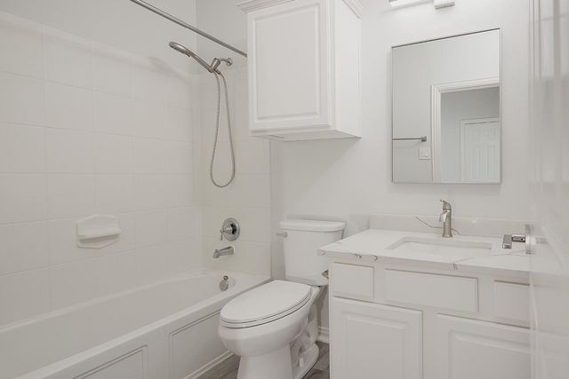 83 French Oaks, The Woodlands, TX 77382