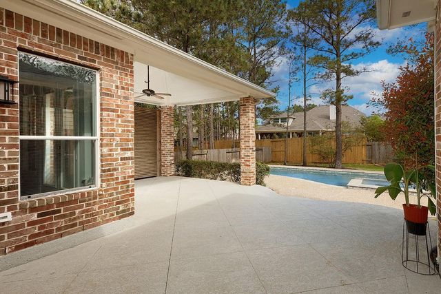 83 French Oaks, The Woodlands, TX 77382