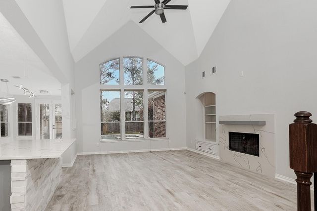83 French Oaks, The Woodlands, TX 77382