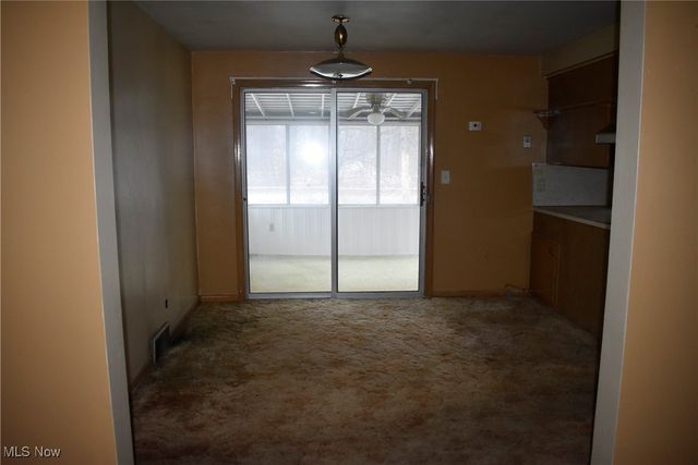 1649 Lancaster Drive, Youngstown, OH 44511