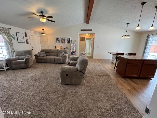 309 River Cliff Blvd, Brandenburg, KY 40108