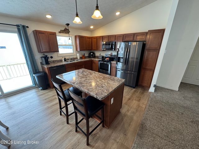 309 River Cliff Blvd, Brandenburg, KY 40108