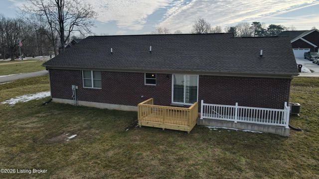 309 River Cliff Blvd, Brandenburg, KY 40108