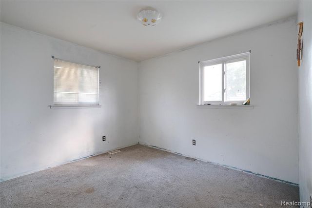 1921 Hanford Avenue, Lincoln Park, MI 48146