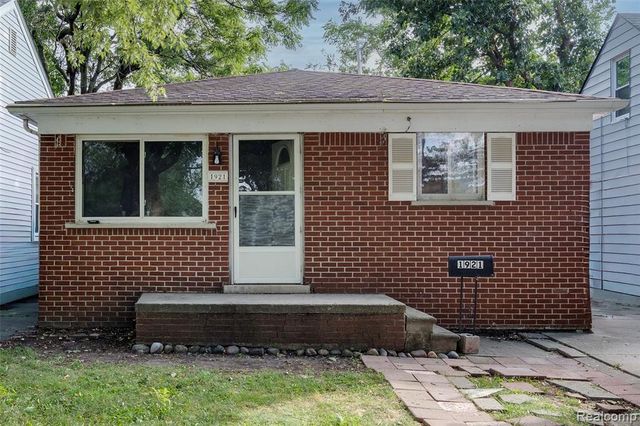 1921 Hanford Avenue, Lincoln Park, MI 48146