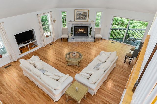 9 Katie Lane, Hampton, NH 03842