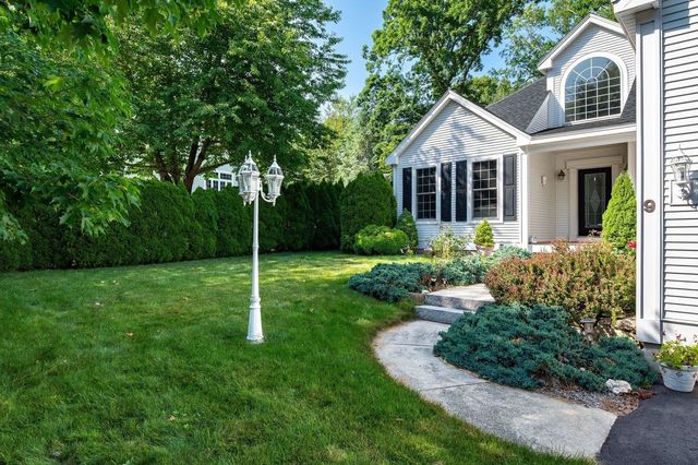 9 Katie Lane, Hampton, NH 03842