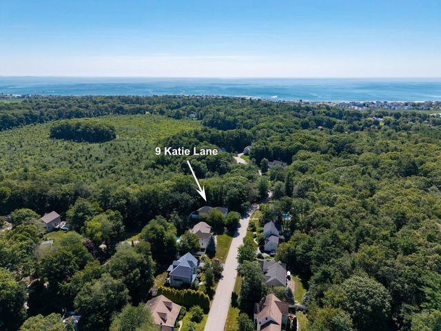 9 Katie Lane, Hampton, NH 03842