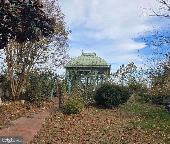 220 OLD STEAMSHIP RD, Stevensville, MD 21666