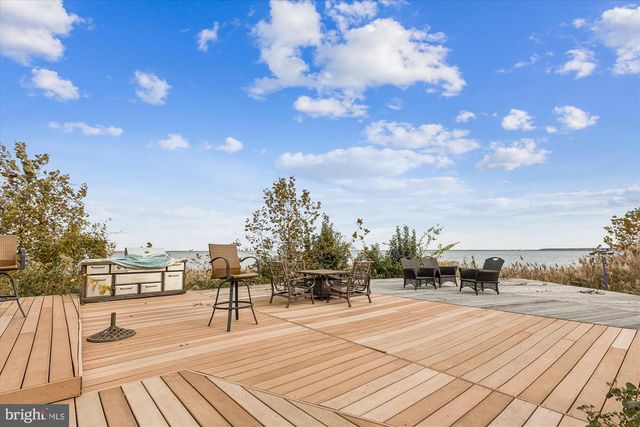 220 OLD STEAMSHIP RD, Stevensville, MD 21666