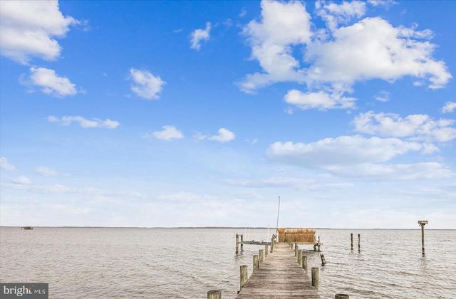 220 OLD STEAMSHIP RD, Stevensville, MD 21666