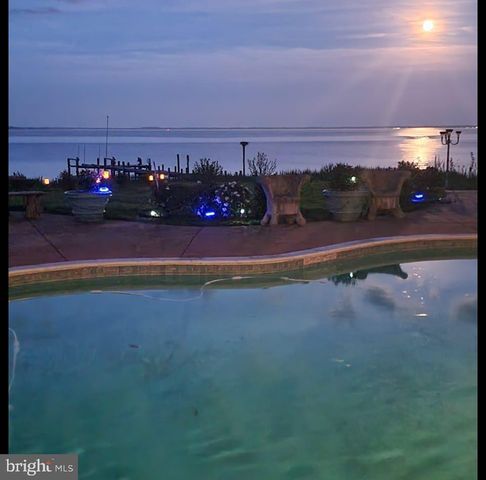 220 OLD STEAMSHIP RD, Stevensville, MD 21666