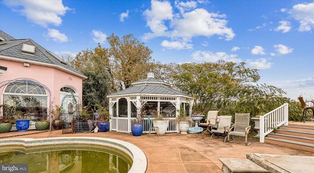 220 OLD STEAMSHIP RD, Stevensville, MD 21666