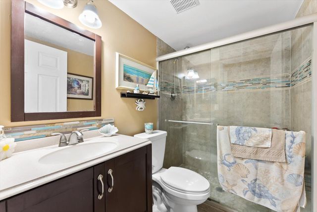 4240 Village Drive D, Delray Beach, FL 33445