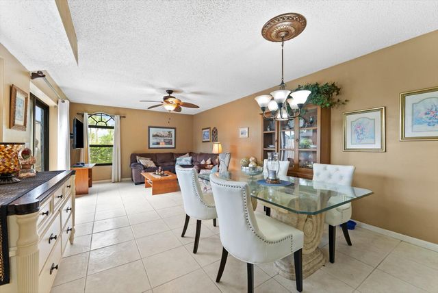 4240 Village Drive D, Delray Beach, FL 33445