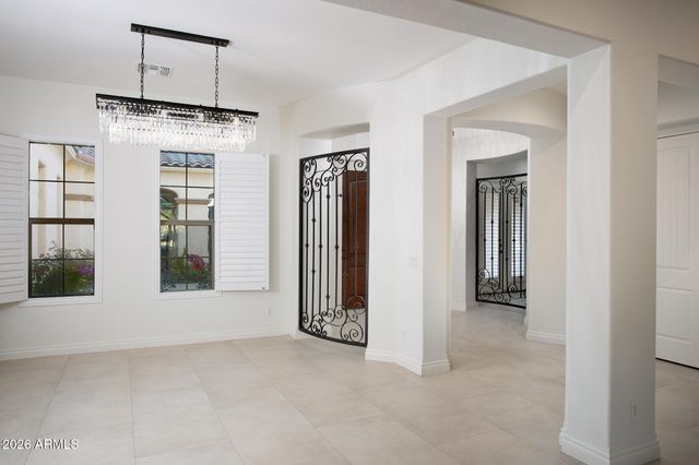 4547 S Banning Drive, Gilbert, AZ 85297