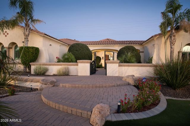 4547 S Banning Drive, Gilbert, AZ 85297