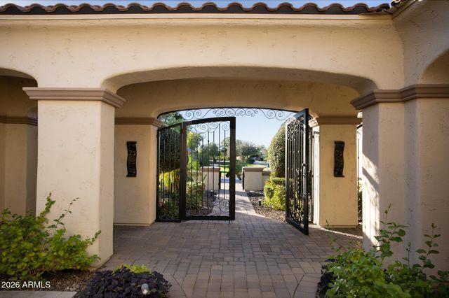 4547 S Banning Drive, Gilbert, AZ 85297