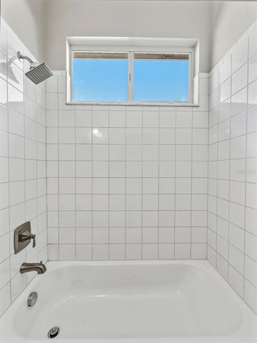 6107 COGNAC CIRCLE, Lutz, FL 33558