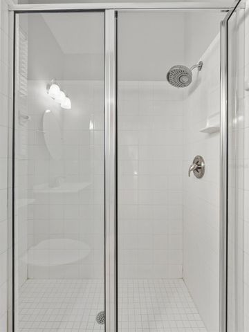 6107 COGNAC CIRCLE, Lutz, FL 33558