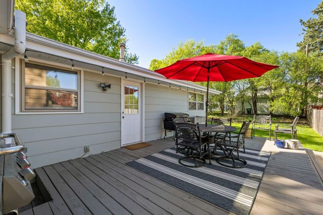 5116 Millpond Place, Edina, MN 55436