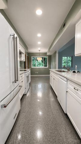 8547 Wyoming Club Drive, Springfield Twp., OH 45215
