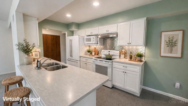 8547 Wyoming Club Drive, Springfield Twp., OH 45215
