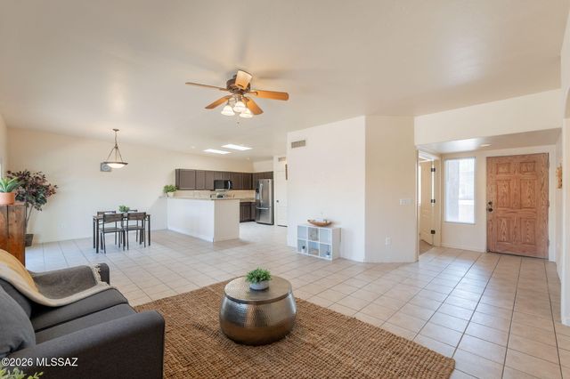 5440 W Cottonmouth Street, Tucson, AZ 85742