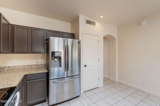 5440 W Cottonmouth Street, Tucson, AZ 85742