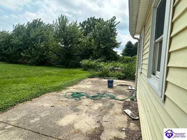 1948 Hodgenville Road, Elizabethtown, KY 42701