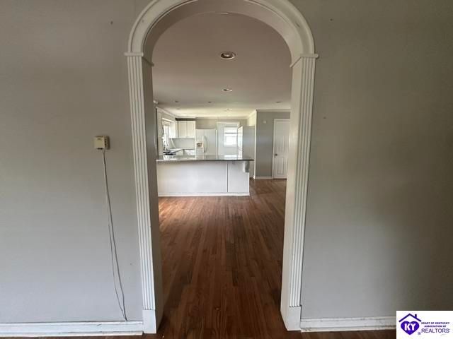 1948 Hodgenville Road, Elizabethtown, KY 42701