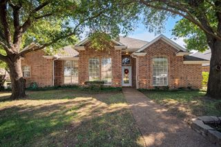 6112 Club House Drive, North Richland Hills, TX 76148
