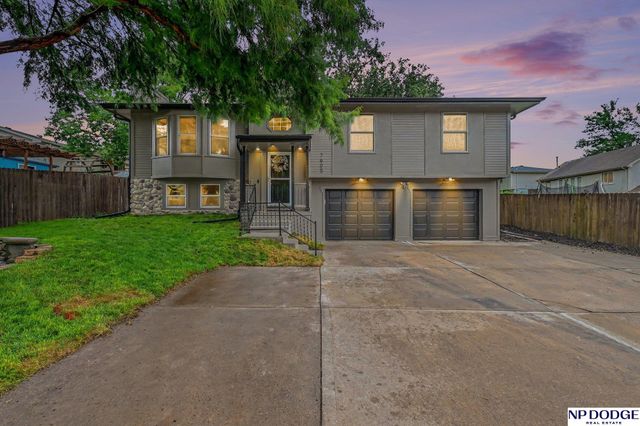 7605 S 134 Street, Omaha, NE 68138