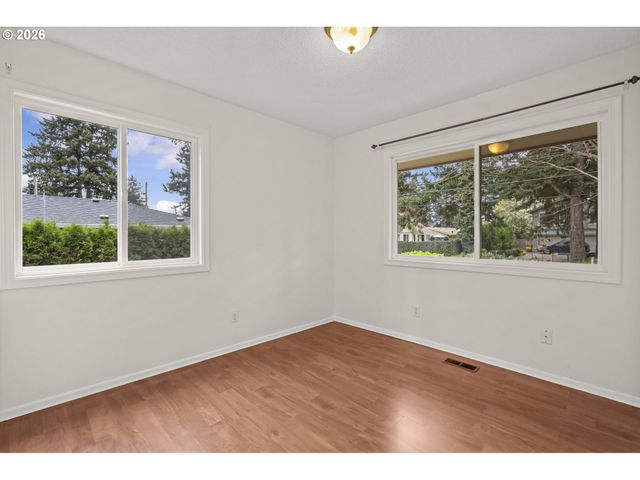 701 Ne 194TH Ave, Portland, OR 97230