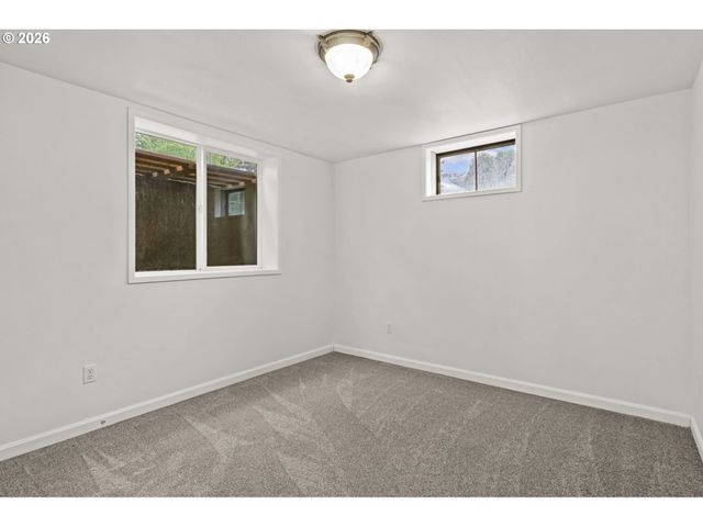 701 Ne 194TH Ave, Portland, OR 97230