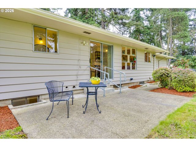 701 Ne 194TH Ave, Portland, OR 97230