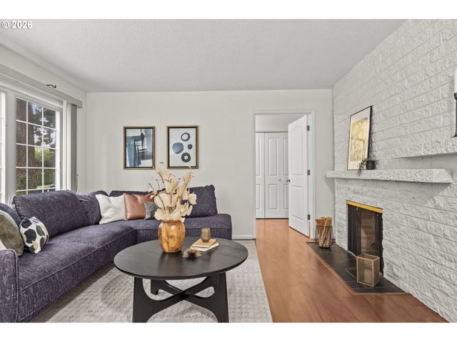 701 Ne 194TH Ave, Portland, OR 97230