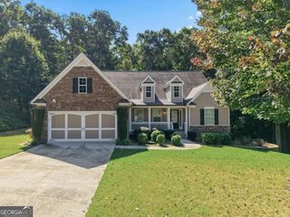 2516 Deep Wood Court, Loganville, GA 30052