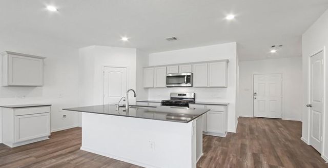 12814 Sunny Pass, Willis, TX 77318