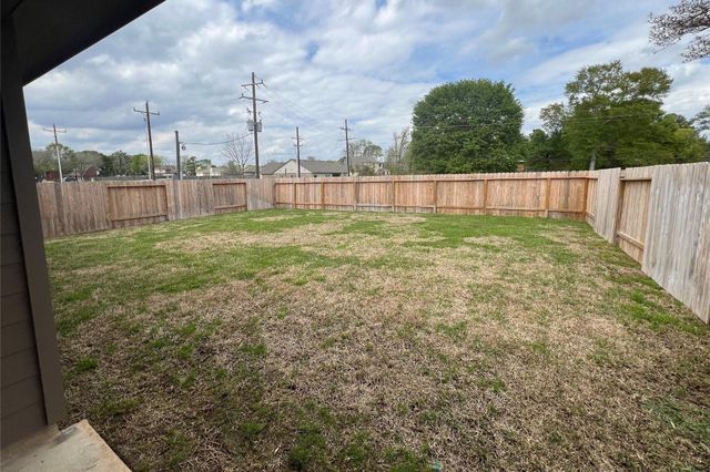 12814 Sunny Pass, Willis, TX 77318