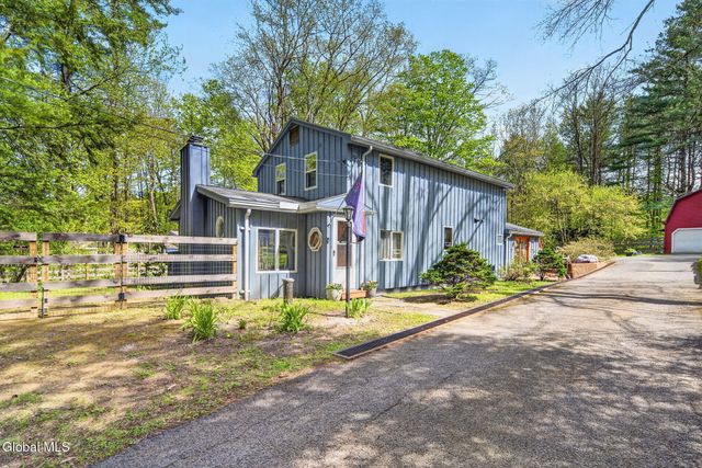 5647 Lake Road, Galway, NY 12074