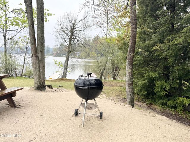 5647 Lake Road, Galway, NY 12074